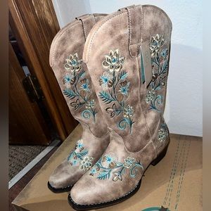 Roper Boots
